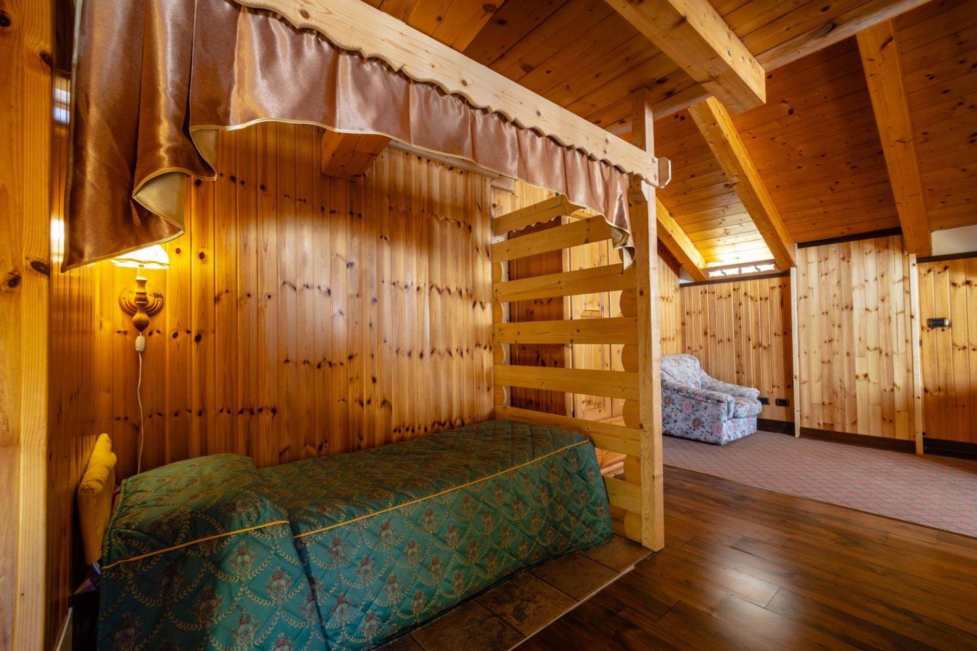 Bouton D'or - Hotel 3*