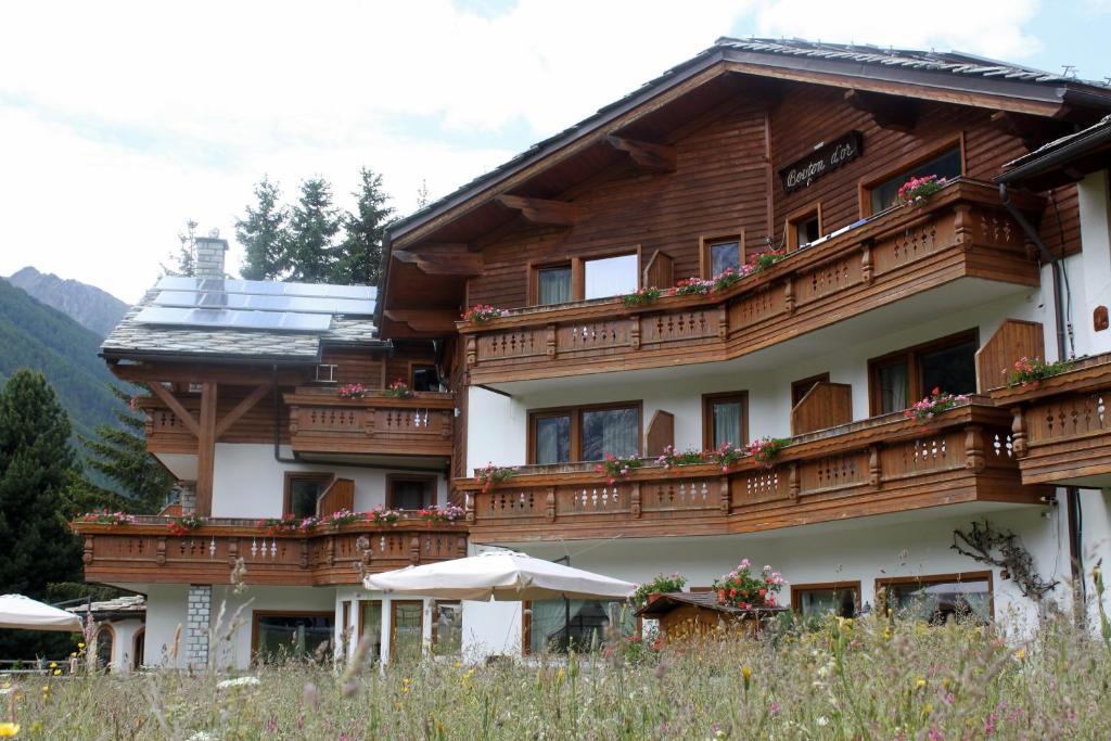 Bouton D'or - Hotel